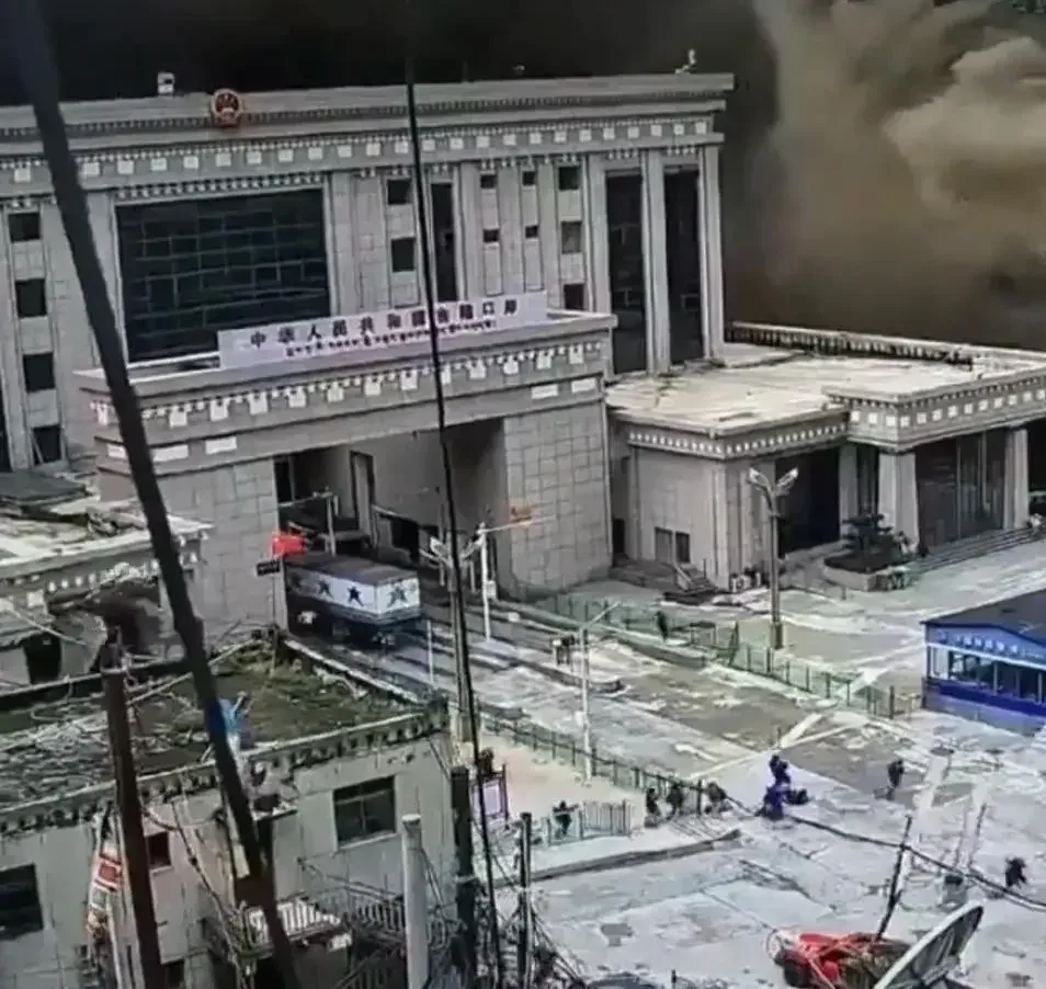 Nepal'deki sel felaketinde can kaybı 270'e yükseldi